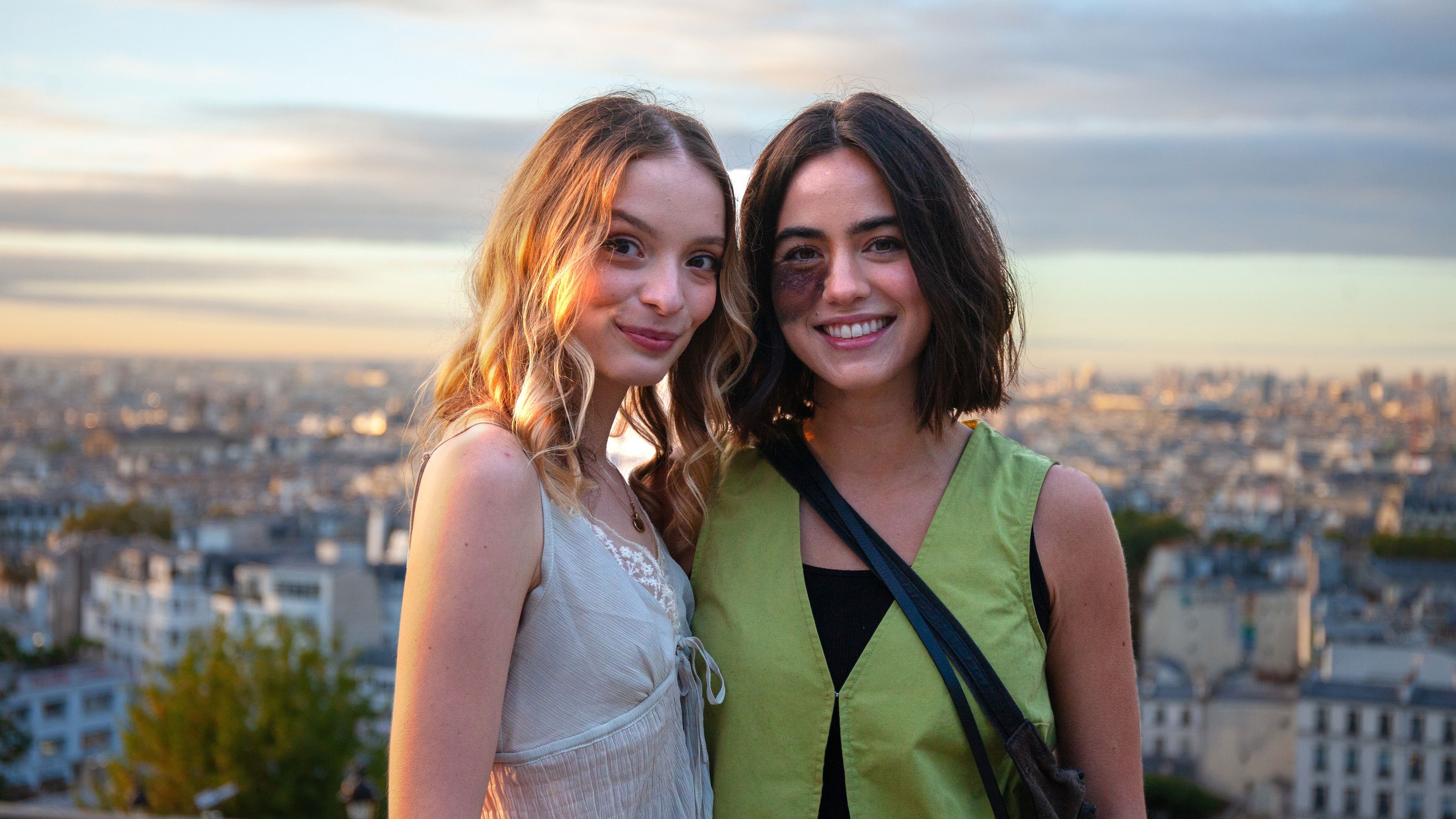 Ảnh phim Danh Tính Ảo Tưởng