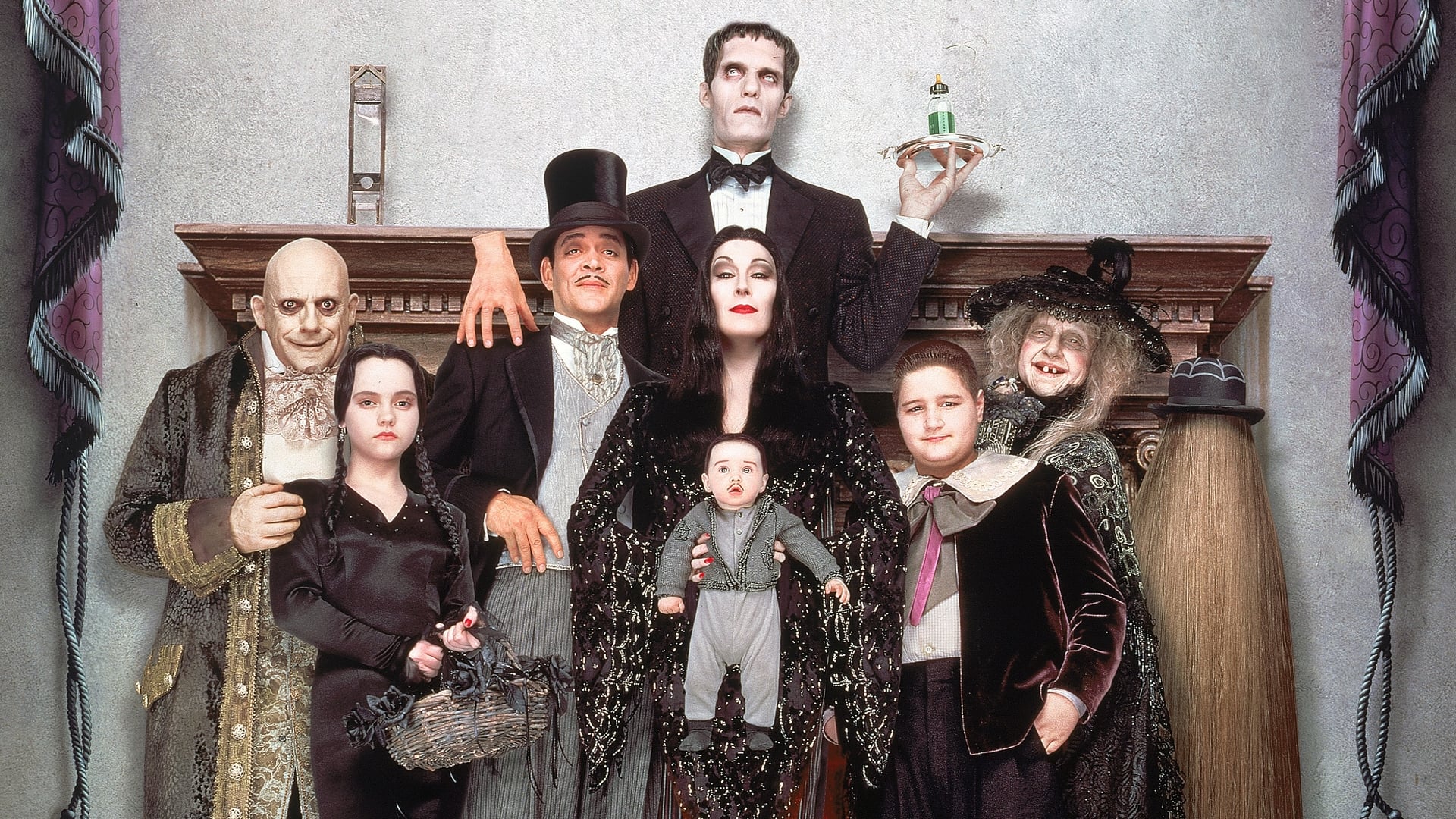 Xem Phim Gia Đình Addams 2 (1993) - Addams Family Values 1993