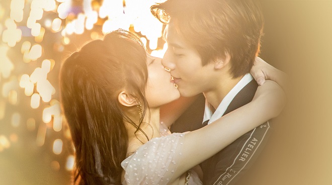 Ảnh phim Gặp Nhau Giữa Biển Người